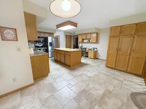 3707 75TH Street Court Moline IL 61265