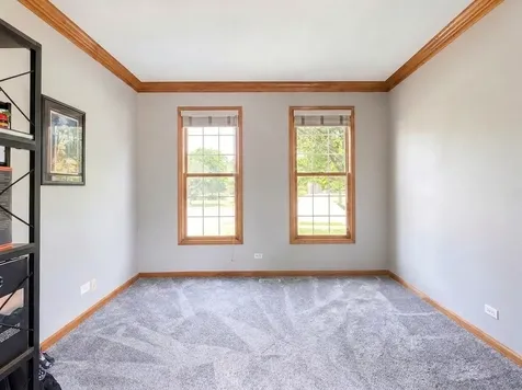 376 Amy Court Glen Ellyn IL 60137