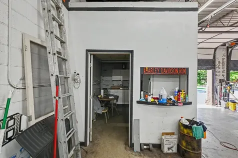 2112 North Market Street Champaign IL 61822