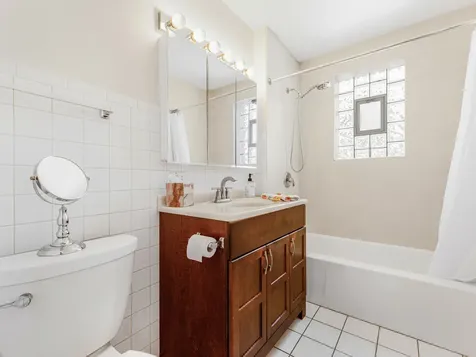 4749 North Long Avenue Chicago IL 60630
