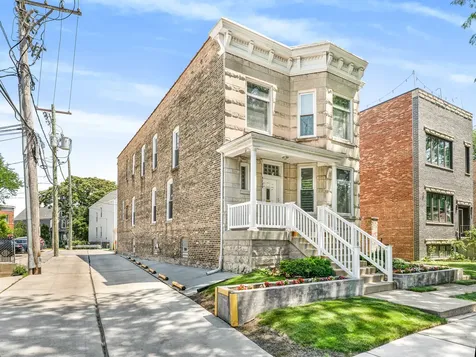 4749 North Long Avenue Chicago IL 60630