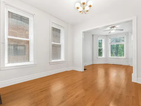4749 North Long Avenue Chicago IL 60630