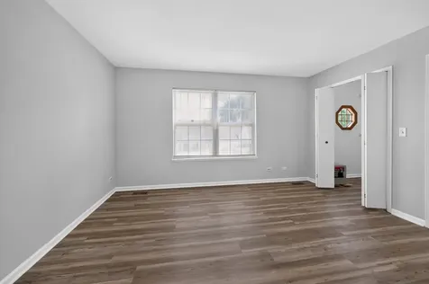 2640 Sycamore Drive Waukegan IL 60085