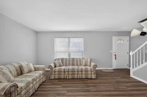 2640 Sycamore Drive Waukegan IL 60085