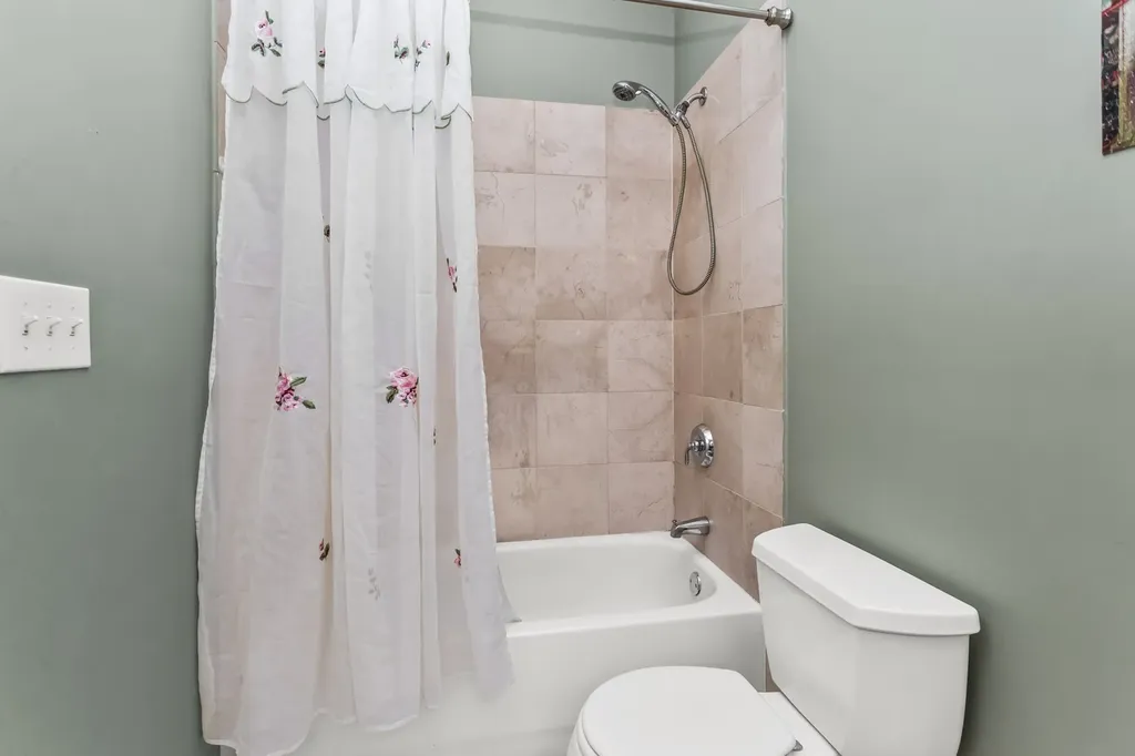 25 North Menard Avenue Chicago IL 60644
