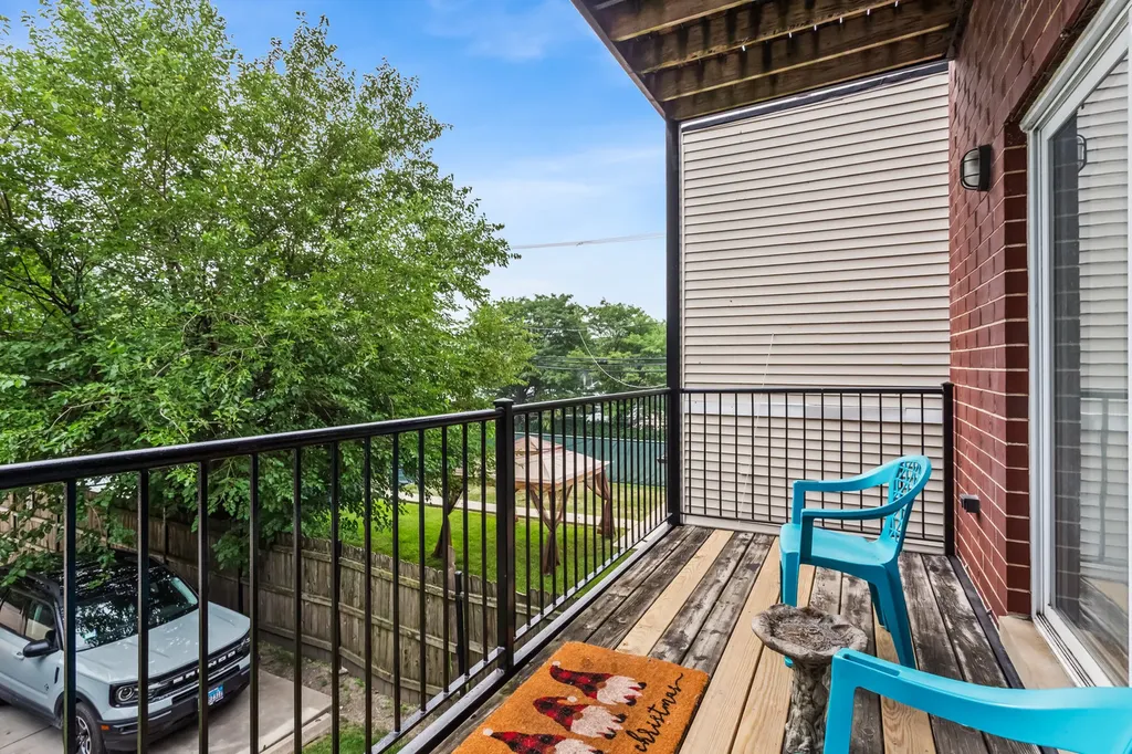 25 North Menard Avenue Chicago IL 60644