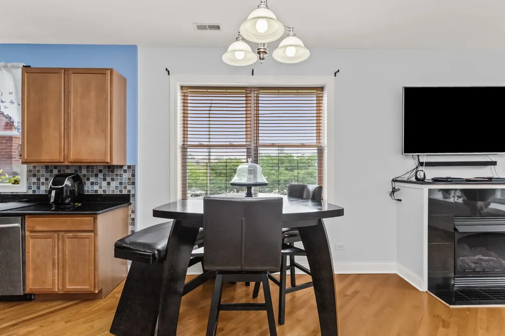 25 North Menard Avenue Chicago IL 60644