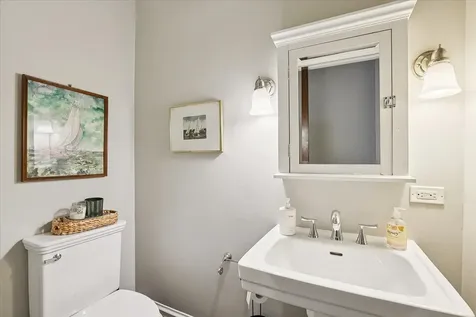 692 Cherry Avenue Lake Forest IL 60045
