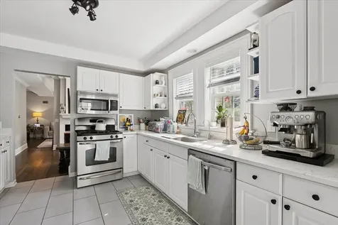 692 Cherry Avenue Lake Forest IL 60045