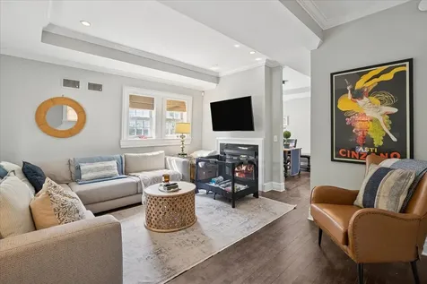692 Cherry Avenue Lake Forest IL 60045
