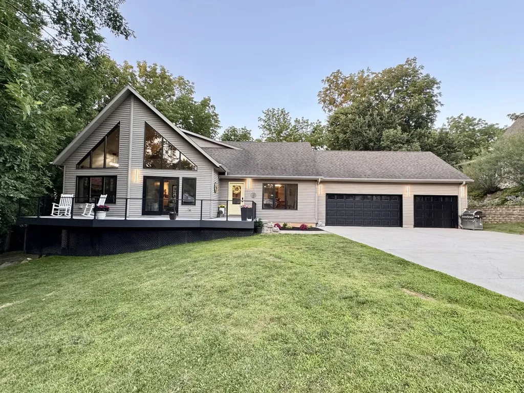 134 Fieldstone Lane Dixon IL 61021