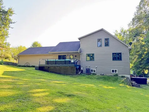 134 Fieldstone Lane Dixon IL 61021