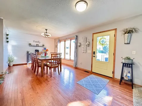 134 Fieldstone Lane Dixon IL 61021