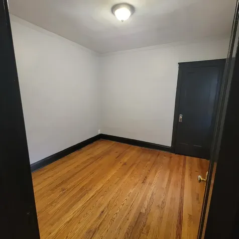 507 West Englewood Avenue Chicago IL 60621