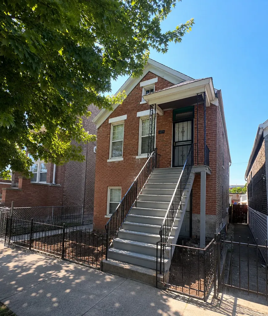 1617 West 38th Place Chicago IL 60609