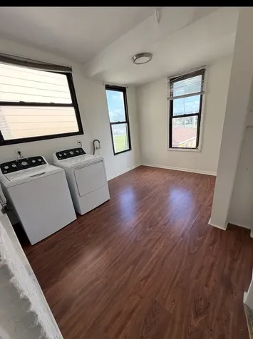 1617 West 38th Place Chicago IL 60609