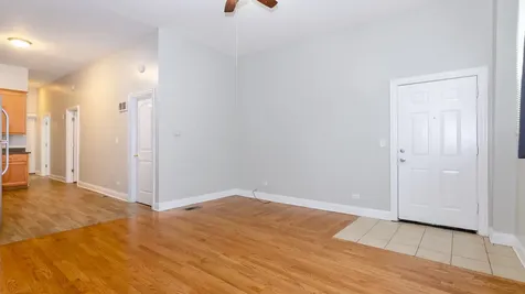 915 West 32nd Street Chicago IL 60608