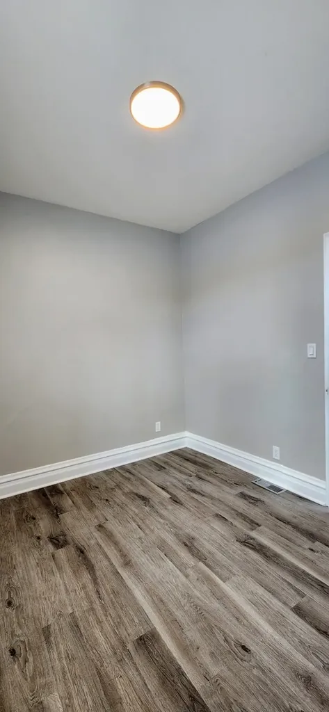 3816 West Montrose Avenue Chicago IL 60618