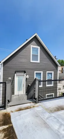 3816 West Montrose Avenue Chicago IL 60618