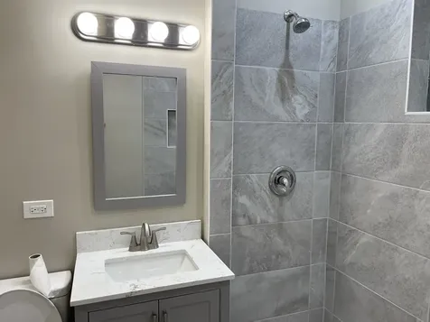 3816 West Montrose Avenue Chicago IL 60618