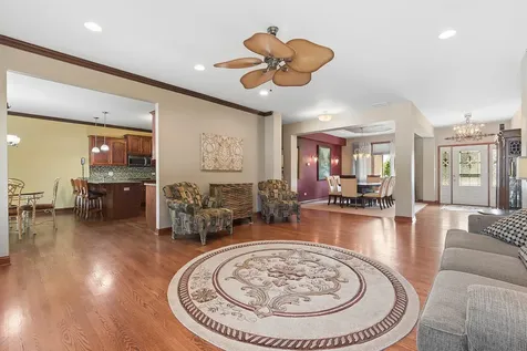 2310 Bluestone Bay Drive New Lenox IL 60451