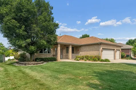 2310 Bluestone Bay Drive New Lenox IL 60451