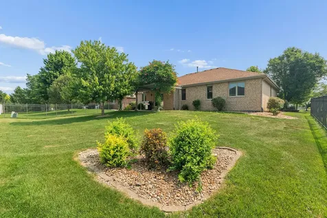 2310 Bluestone Bay Drive New Lenox IL 60451