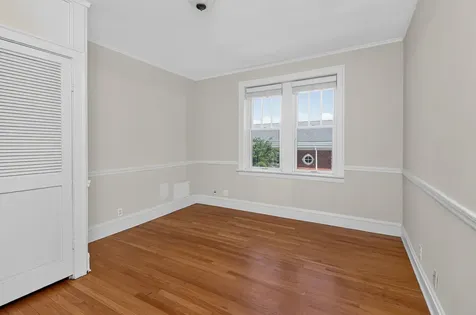 438 North Main Street Glen Ellyn IL 60137