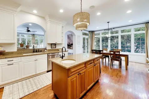 1600 North Vail Avenue Arlington Heights IL 60004