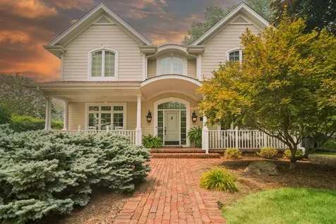 1600 North Vail Avenue Arlington Heights IL 60004