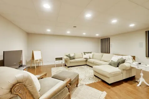 1600 North Vail Avenue Arlington Heights IL 60004
