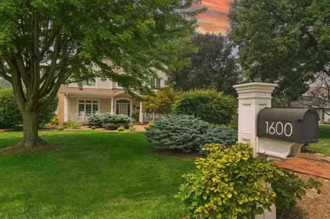 1600 North Vail Avenue Arlington Heights IL 60004