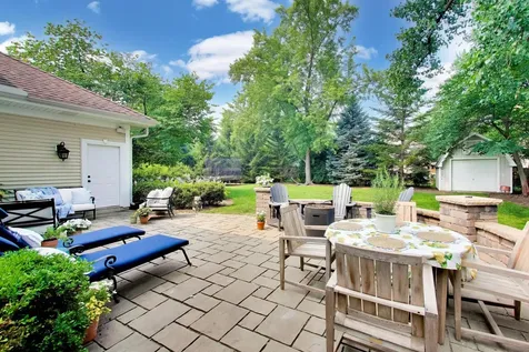 1600 North Vail Avenue Arlington Heights IL 60004