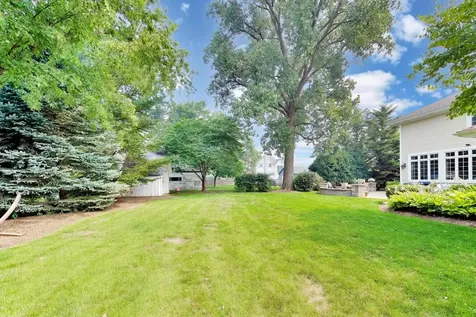 1600 North Vail Avenue Arlington Heights IL 60004