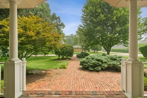 1600 North Vail Avenue Arlington Heights IL 60004