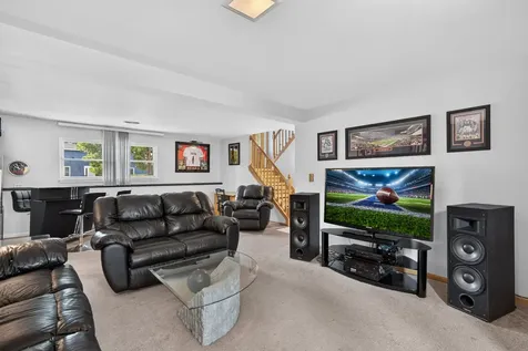 1814 West Catalpa Lane Mount Prospect IL 60056