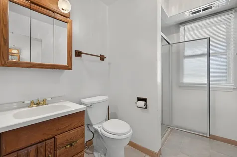 1814 West Catalpa Lane Mount Prospect IL 60056