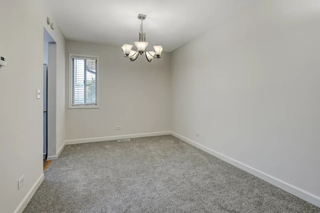 2401 Brunswick Circle Woodridge IL 60517