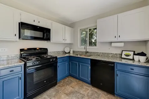 2401 Brunswick Circle Woodridge IL 60517