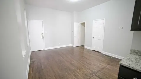 1322 West 18th Place Chicago IL 60608