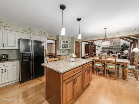 1381 Champion Forest Court Wheaton IL 60187