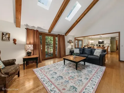 1381 Champion Forest Court Wheaton IL 60187