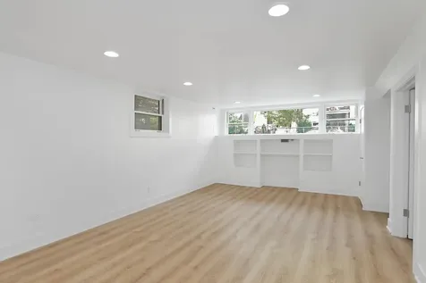 2735 North Mozart Street Chicago IL 60647