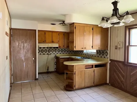 14436 South Michigan Avenue Riverdale IL 60827