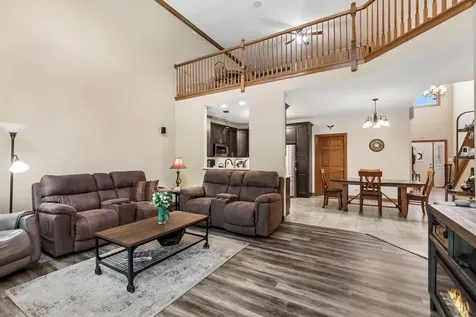 17022 Marilyn Drive Tinley Park IL 60477