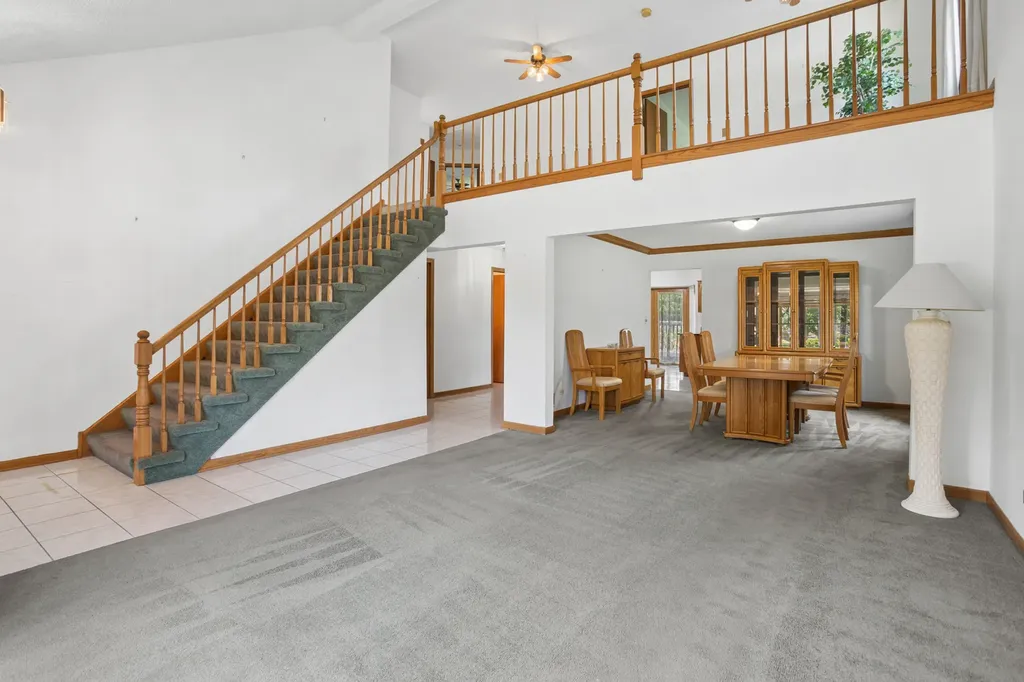 1280 North Aspen Way Addison IL 60101