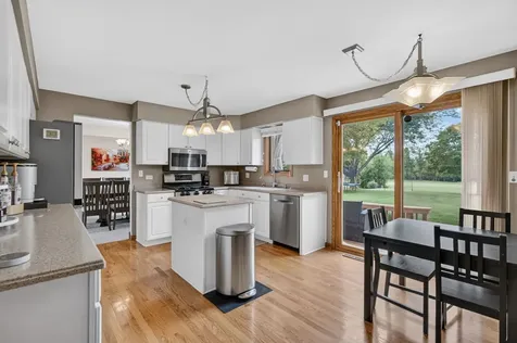 3305 West Nettle Creek Drive Morris IL 60450