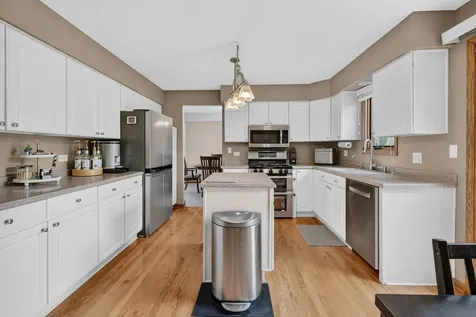 3305 West Nettle Creek Drive Morris IL 60450