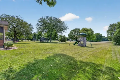 3305 West Nettle Creek Drive Morris IL 60450