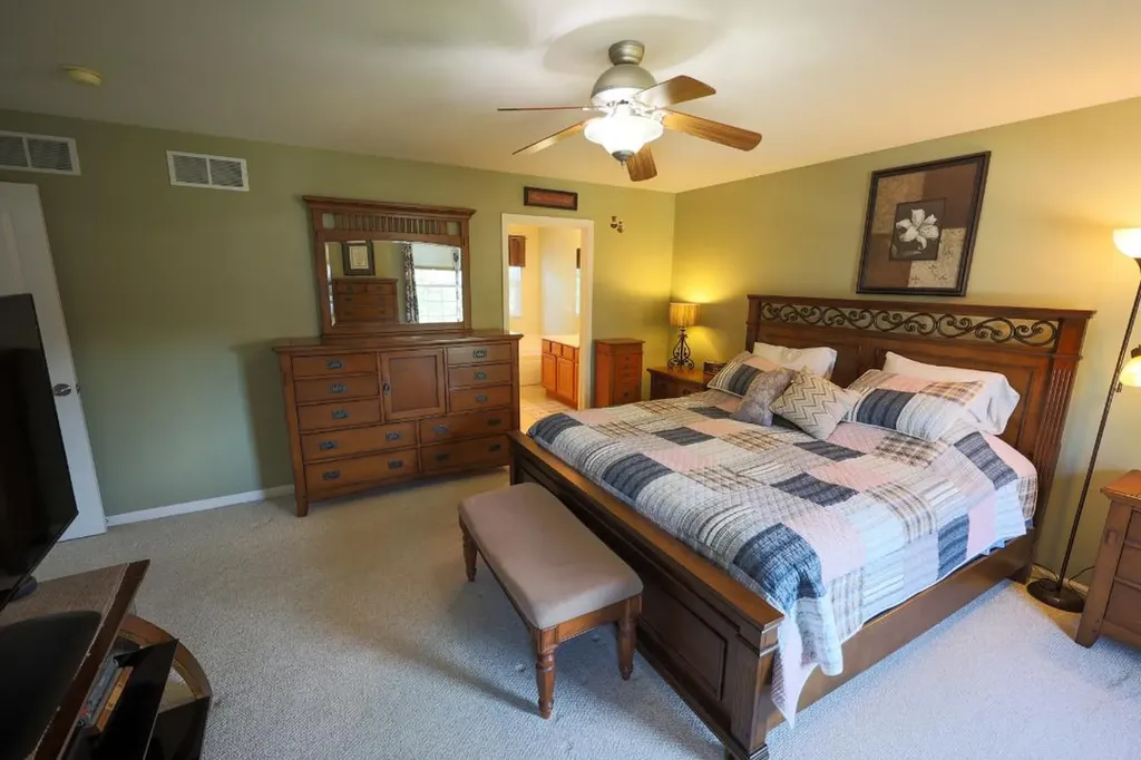 25133 West Gates Lane Plainfield IL 60585